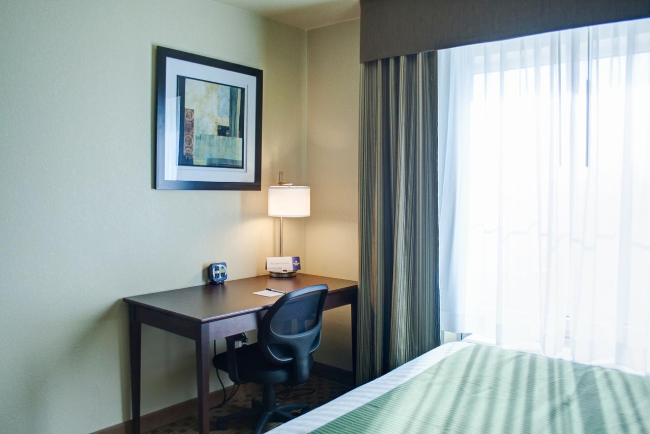 Cobblestone Hotel And Suites - Jefferson Экстерьер фото